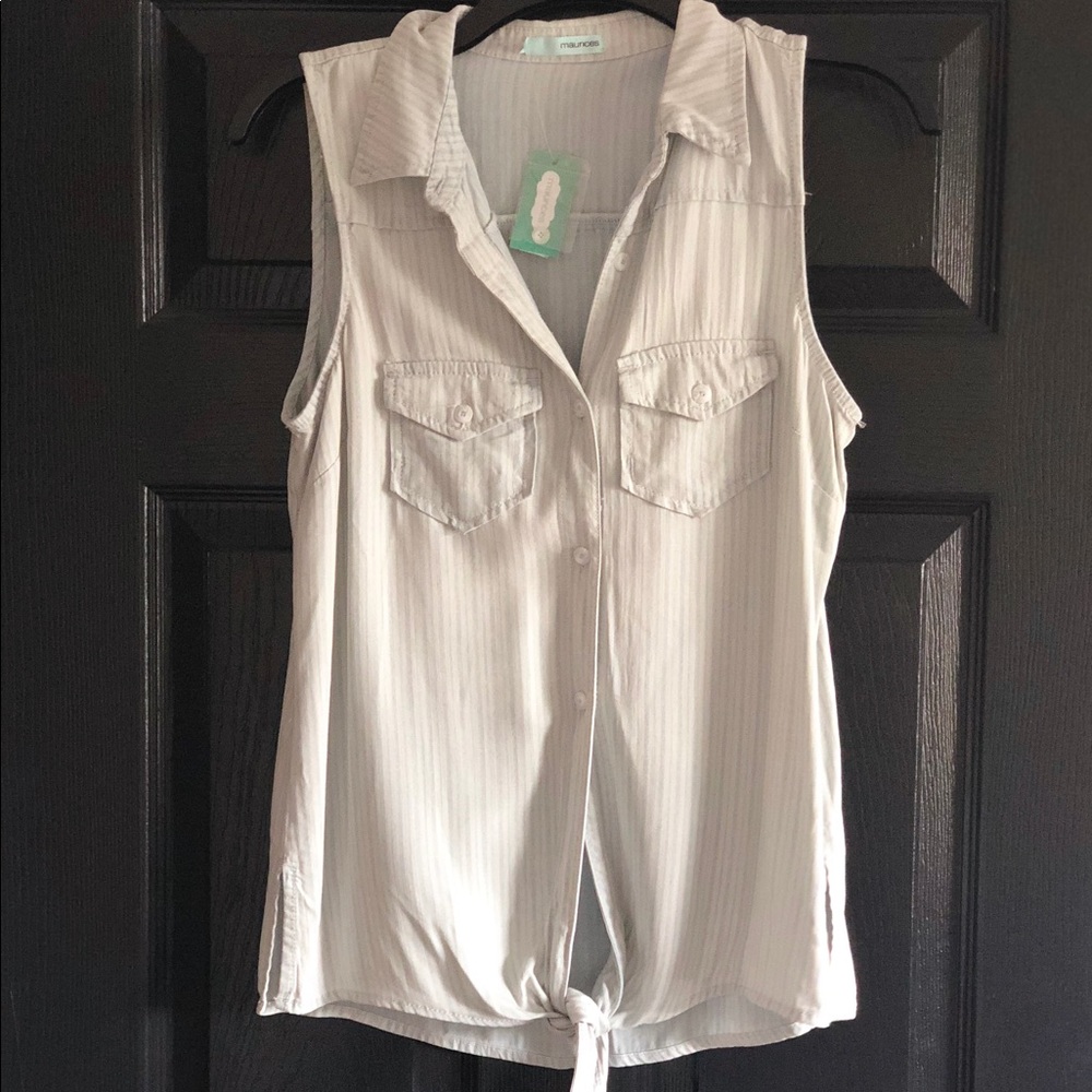 NEW! Frontie sleeveless Top!